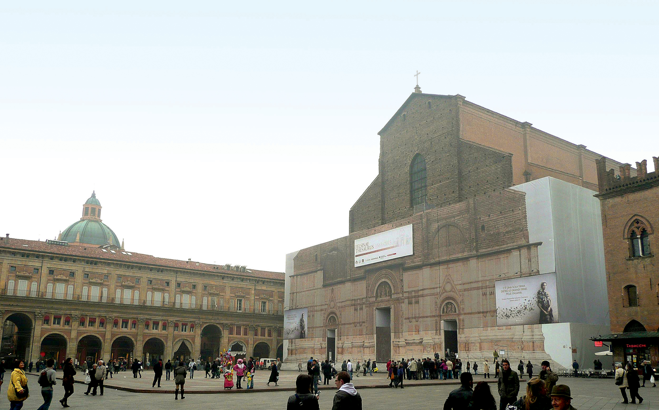 Lavori per 2 milioni a San Petronio