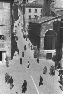 Urbino, il centro storico in una foto d'epoca