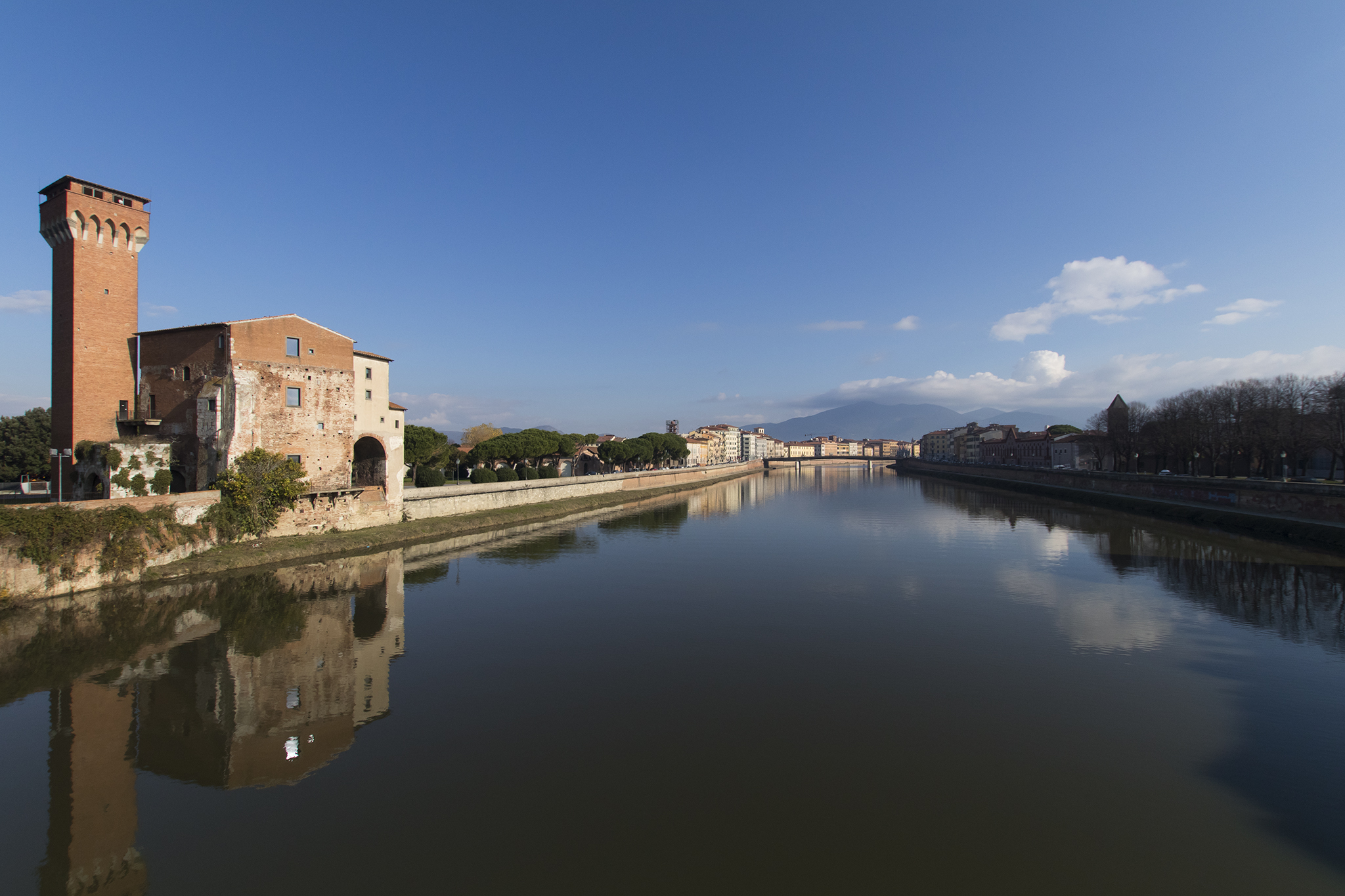 Biennale di Pisa: ode all’acqua, sulle sponde dell’Arno