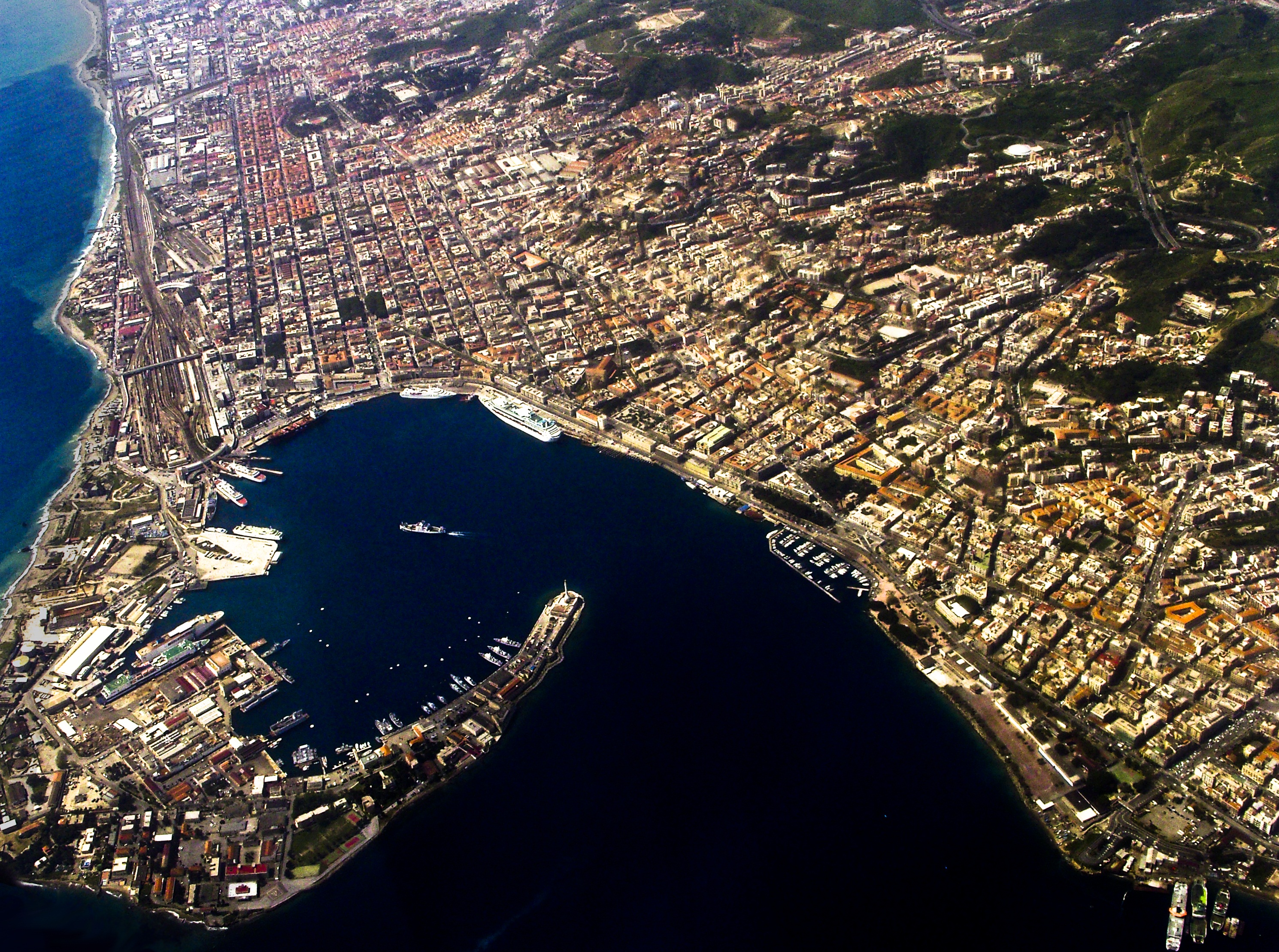 Ritratti di città. Il paradosso di Messina