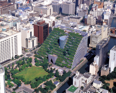 Ri_visitati. L’Acros di Ambasz a Fukuoka è sempre più verde