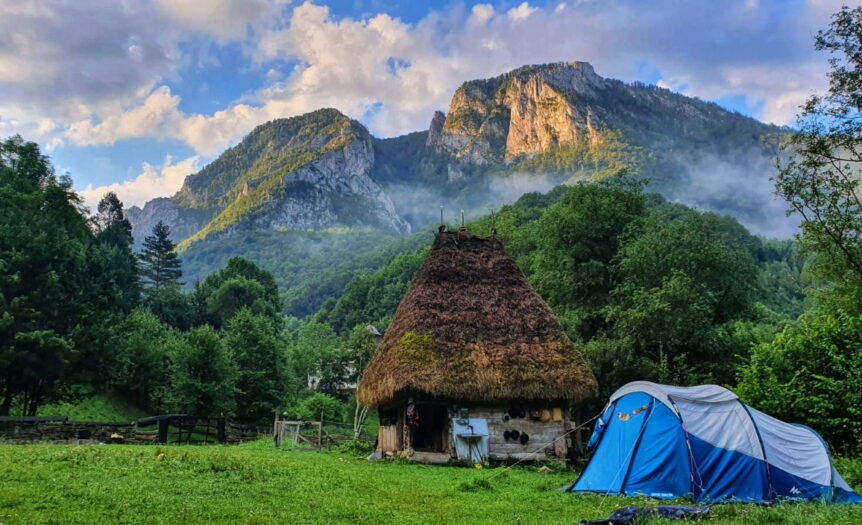 La casa vegetariana. A Cheia, l’habitat radicale fa rima con frugale