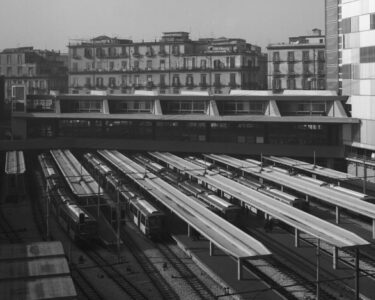 Napoli: il Terminal Circumvesuviana tra eredità, obsolescenze e nuove necessità