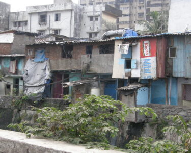 Dharavi: nuovi piani, vecchie questioni