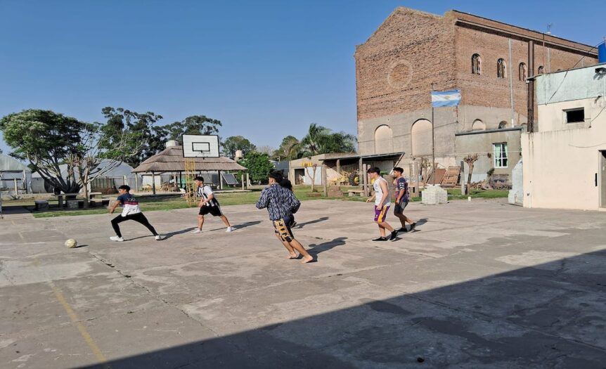 Argentina, la scure di Milei sulle scuole dell’alternanza