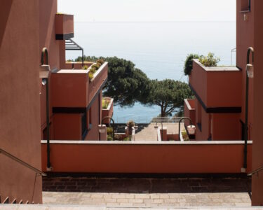 L’archiviaggio. Ponente ligure tra architettura, speculazione e lusso