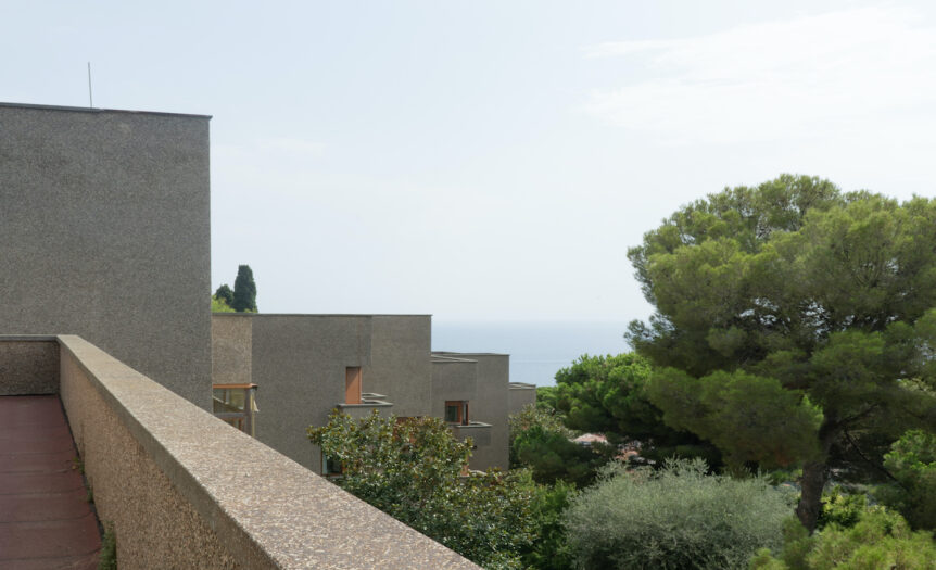 Ri_visitati. Bordighera, la vacanza democratica dei milanesi