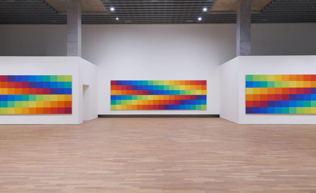 Spazi, colori, materie: a Lugano un dialogo a tre voci Spazi, colori, materie: a Lugano un dialogo a tre voci