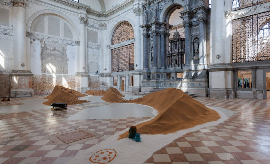 Venezia esagera: per la Biennale Arte più di 150 mostre