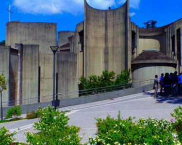 Portoghesi a Lamezia Terme, spazio sacro o tempio civico?