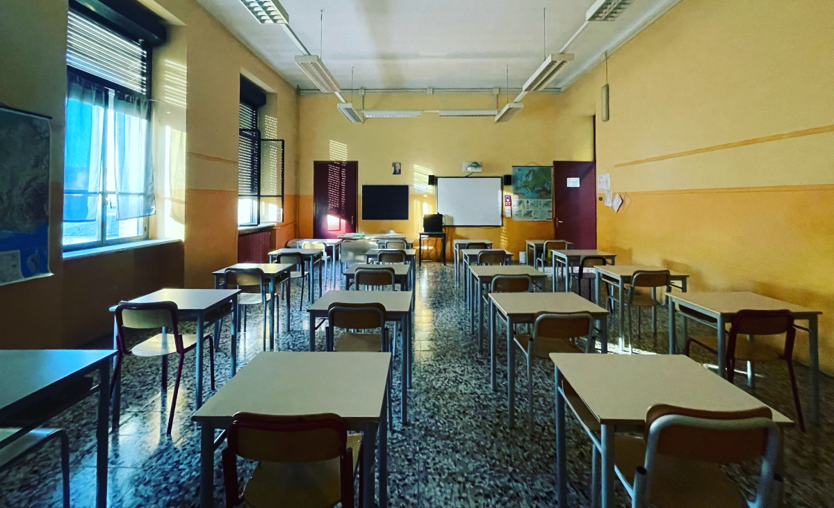 Stessa scuola, stesso banco?
