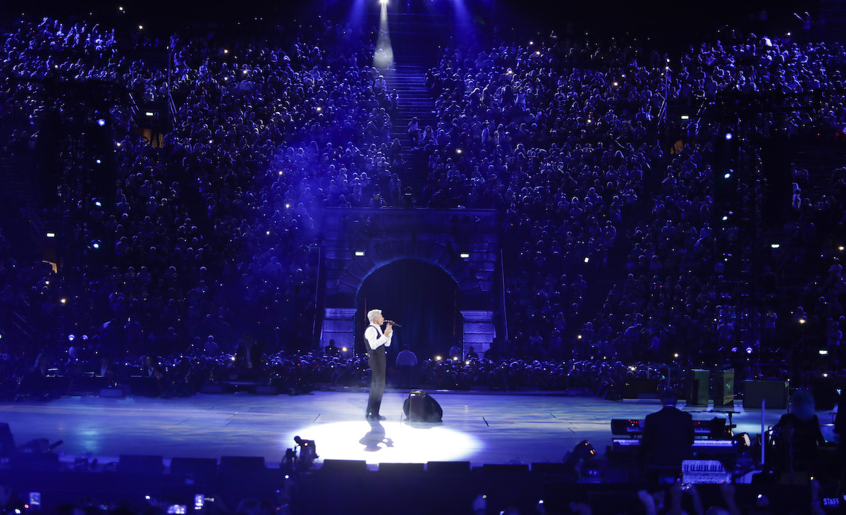Claudio Baglioni e l’Arena di Verona: i luoghi traditi e l’architetto artista artigiano Claudio Baglioni e l’Arena di Verona: i luoghi traditi e l’architetto artista artigiano