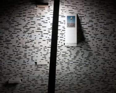 La Biennale di Aravena: fronte amaro