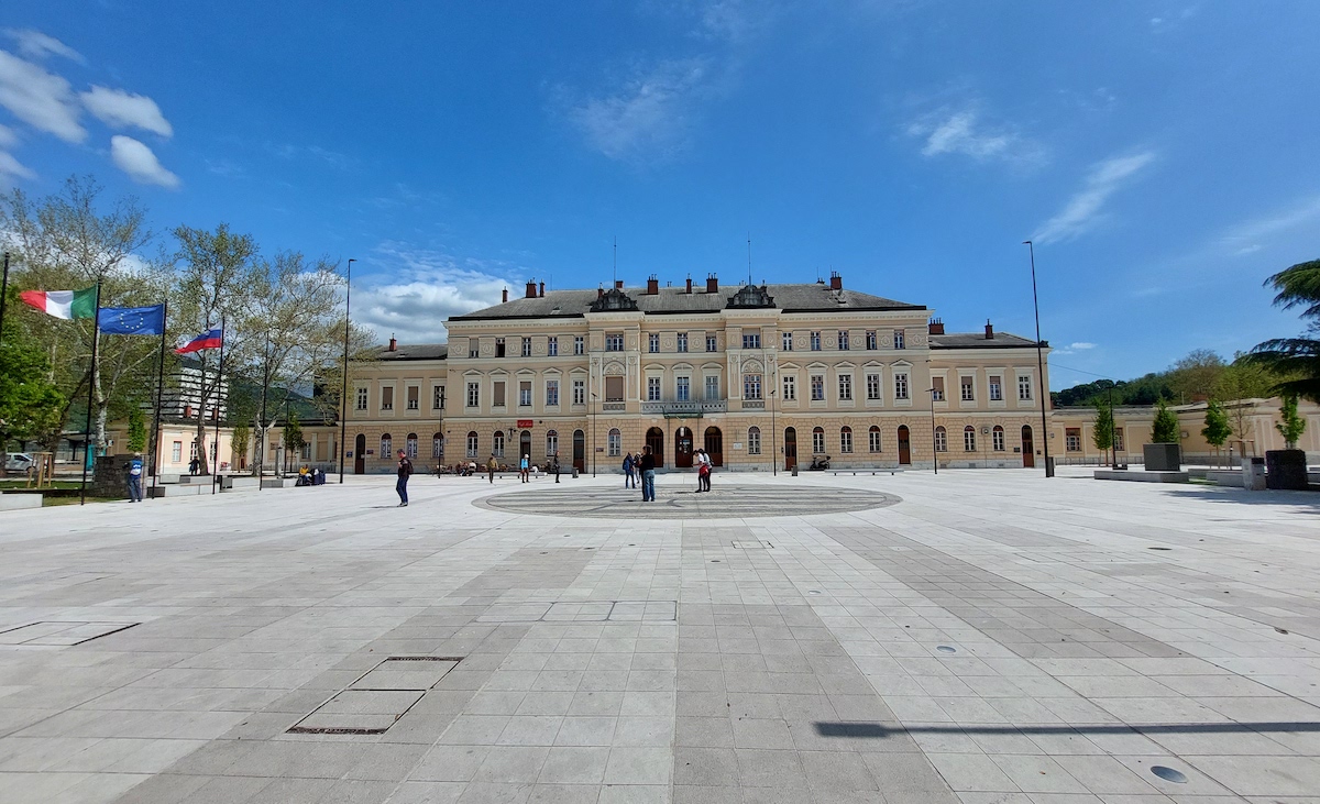 Nova Gorica e Gorizia, trame di insoliti doppi Nova Gorica e Gorizia, trame di insoliti doppi