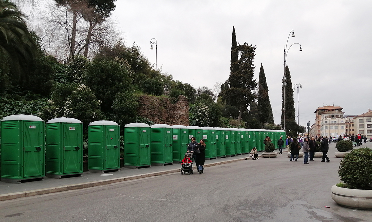 Public toilet, per Roma un patrimonio ancora da riconquistare Public toilet, per Roma un patrimonio ancora da riconquistare