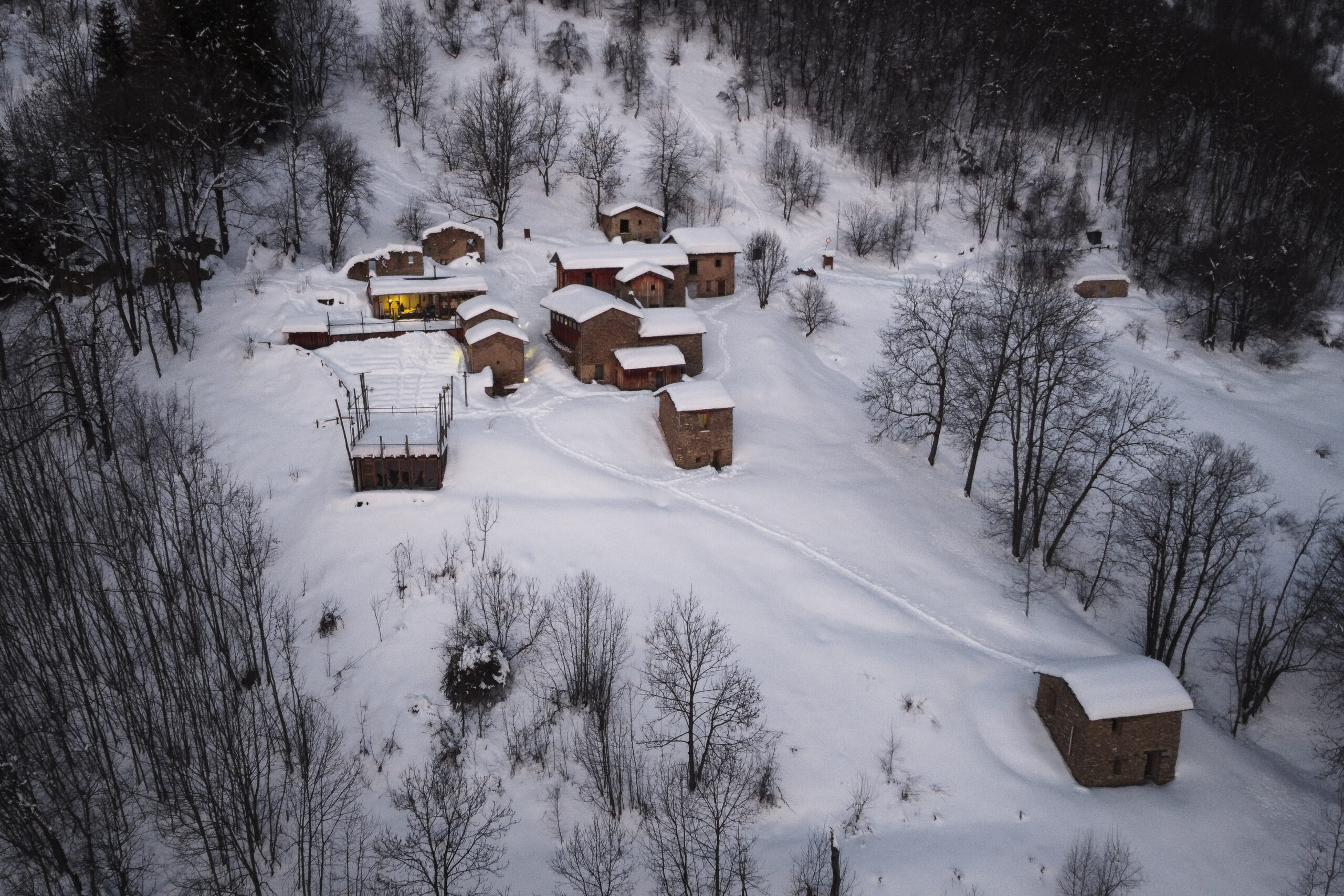 La montagna partigiana: Paraloup e altre storie