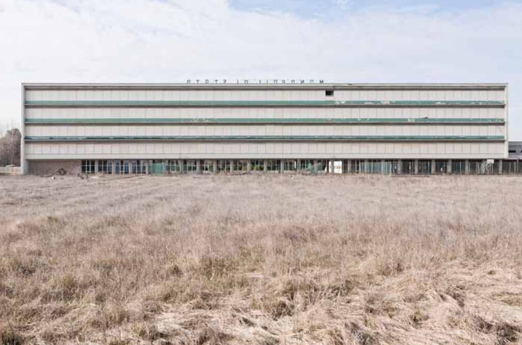 Ex colonie: giganti senza muscoli
