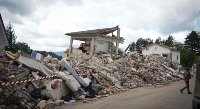 Un impegno continuativo e tre passi contro le macerie