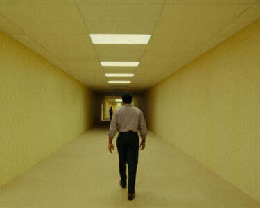 Backrooms: il film delle stanze oltre il limite
