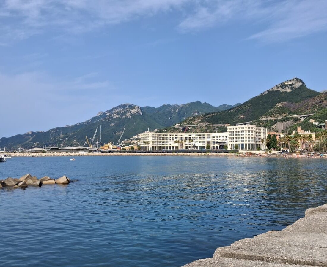 Ritratti di città. Salerno, ritorno al futuro: meno Bilbao, più Montecarlo