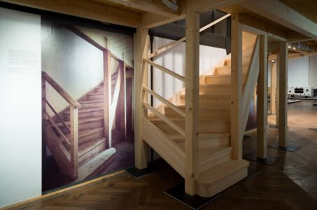 Un allestimento della mostra "Josef Frank. Against Design" (© MAK - foto di Aslan Kudrnofsky)