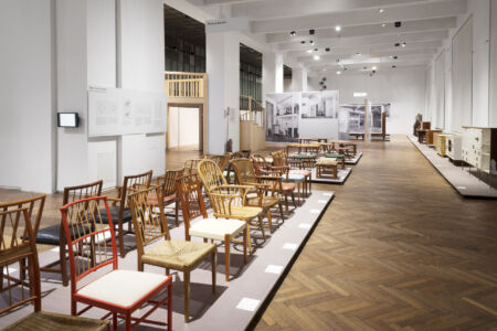 Un allestimento della mostra "Josef Frank. Against Design" (© MAK - foto di Aslan Kudrnofsky)
