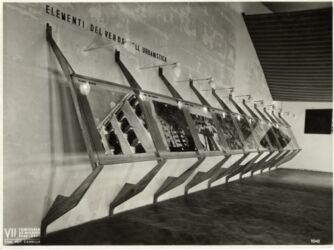 Sezione 7°. Il verde nelle città, all'interno della mostra dell'architettura, progetto dell'allestimento dei B.B.P.R. (foto Crimella)