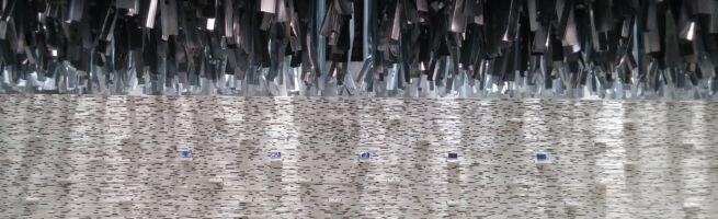 Ingresso delle Corderie, l'installazione di Alejandro Aravena (foto Davide Tommaso Ferrando)