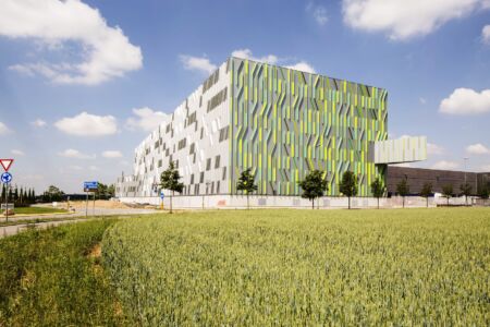 Nuovo magazzino automatico Pedrali, vista complessiva (© Filippo Romano)