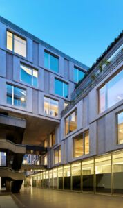 Piuarch, sede Dolce & Gabbana a Milano (foto di Andrea Martiradonna)