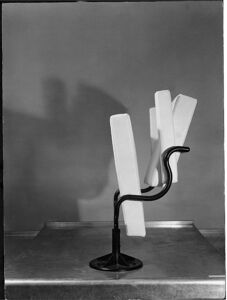 Poltrona Consigliere. con Franca Helg, 1962, prodotta da Poggi