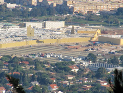 ZEN, Centro Commerciale