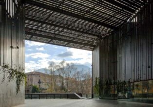 La Lira a Ripoll, 2011 (© Hisao Suzuki)