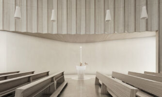 Interno-Vista area battesimale (©Andrea Cavicchioli)