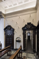 L'intervento di Mimmo Paladino nella Chiesa di San Fedele a Milano (©Luca Casonato)