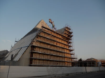 Fronte della Chiesa su Via Cavour (©Emanuele Cavallini)