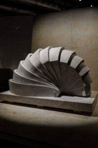 Marmomac 2016, The Italian Stone Theatre - The Power of Stone. Isopode di R. Galiotto con TD Robotics e Zandobbio