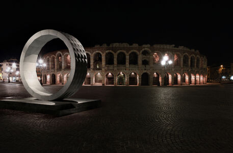 Marmomac & the City 2014, Piazza Bra, Stone Gate di R.Galiotto con Lithos Design