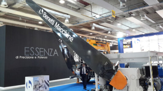 Lo stand Benetti Macchine