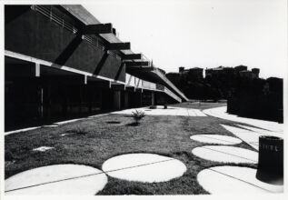 Centro nuoto di Vignola (©Archivio Architetto Cesare Leonardi)