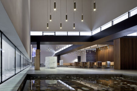 Centro parrocchiale Madre Teresa di Calcutta, Bolzano, Delueg Architetti