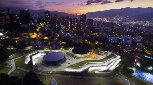 UVA Ilusion Verde, Poblado