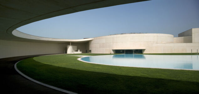 Alvaro Siza, piscine pubbliche a Cornellá (Barcellona)
