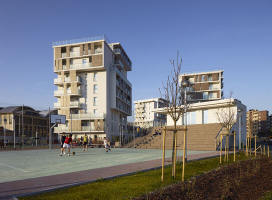 L'intervento di housing sociale, dal titolo Cenni di Cambiamento, realizzato a Milano in via Cenni. Il progetto è dell'architetto Fabrizio Rossi Prodi di Firenze (foto, Pietro Savorelli)
