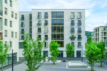 L’edificio Haus A vincitore del premio di architettura sociale Baffa-Rivolta 2017. Il progetto, che fa parte del masterplan di Hunziker Area, è degli svizzeri di Duplex Architekten (credits by, ©Johannes Marburg)