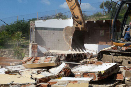 Le ruspe in azione a Licata