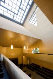 Magonza, vista interno del tempio © Iwan Baan