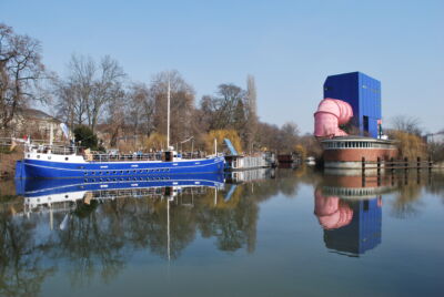 Umlauftank 2 (1974) di Ludwig Leo, scorcio dal canale © Daniela Völkel