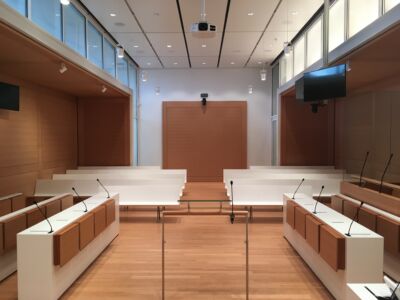 Salle d'audience pénale polyvalente © RPBW, ph. Stefano Marrano