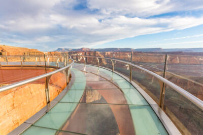 (https://www.grandcanyonwest.com)